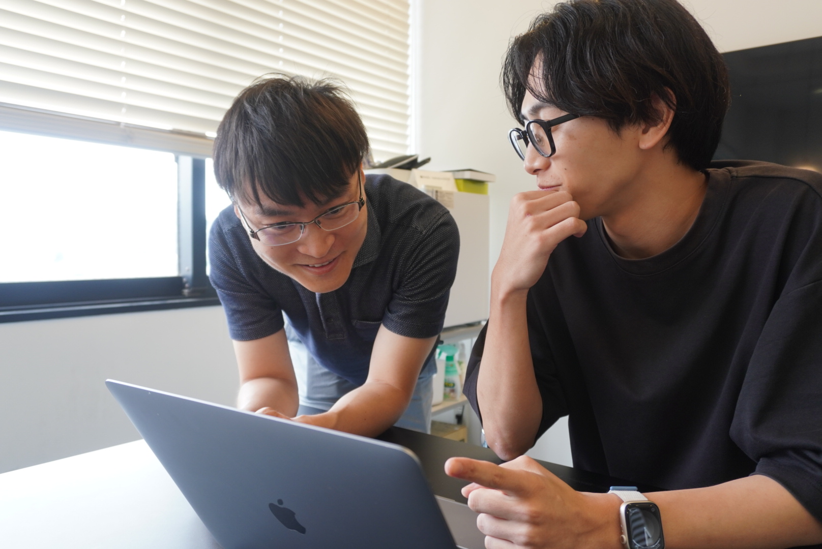 LLM開発プロジェクトリーダー／クライアントに寄り添う課題解決サムネイル